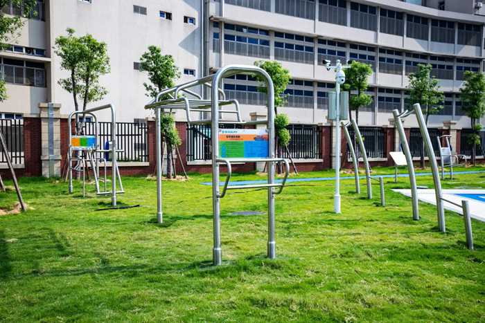 校园健身器材解决方案-广西Z6.COM-尊龙集团体育